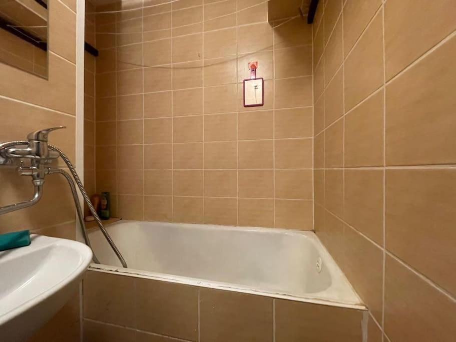 Garsoniera Apartmán *